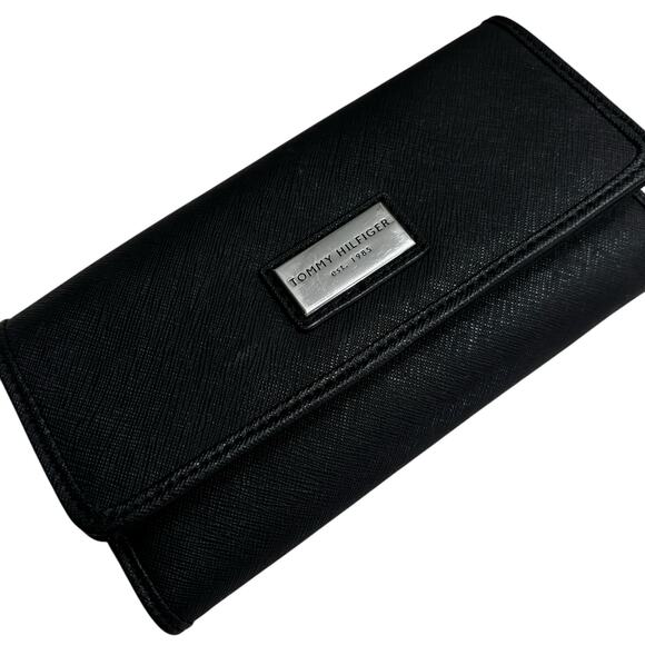 Tommy Hilfiger Black Saffiano Snap Wallet Clutch Card Holder Organizer - Picture 2 of 6